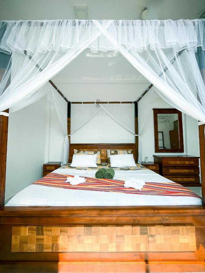 Memories Weligama Hostel Buitenkant foto