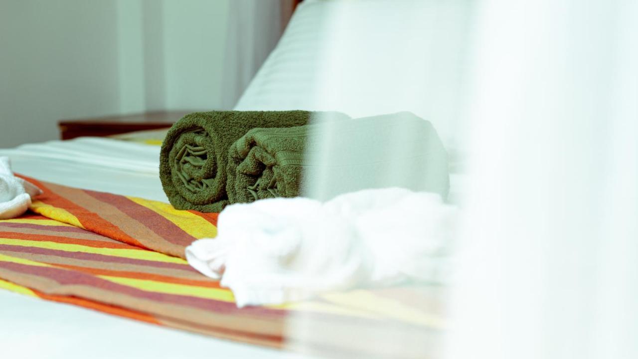 Memories Weligama Hostel Buitenkant foto