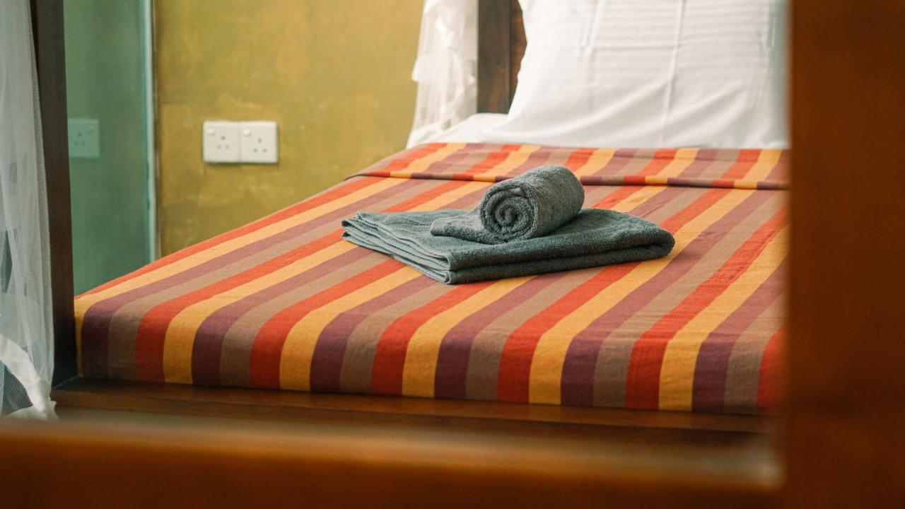 Memories Weligama Hostel Buitenkant foto